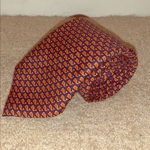 Vineyard Vines Whale tie